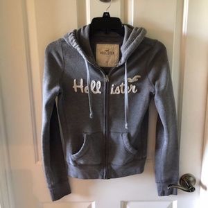 Hollister gray zipped hoodie. NWOT. S.